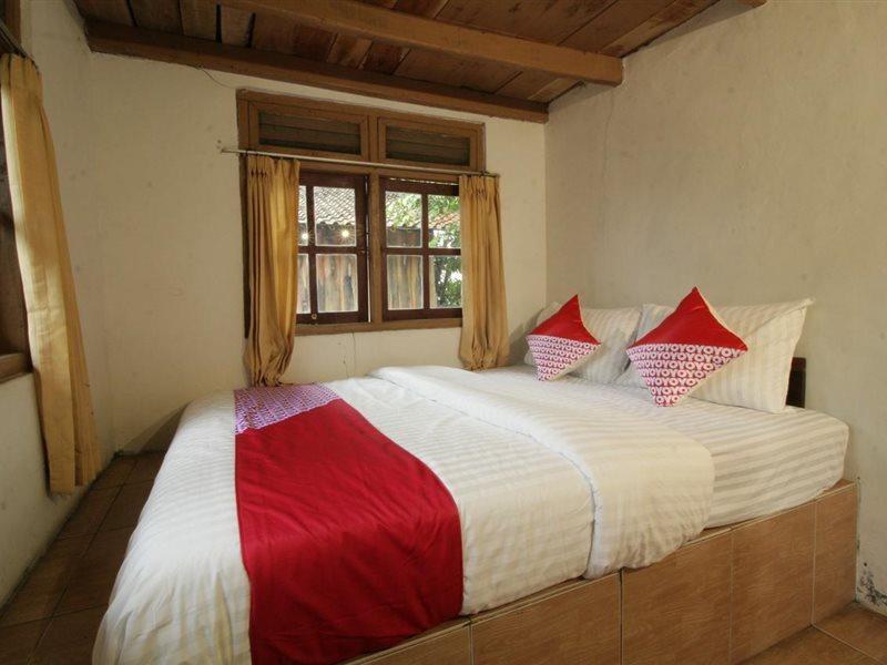 Oyo 2278 Cikidang Hunting Resort Sukabumi Zewnętrze zdjęcie